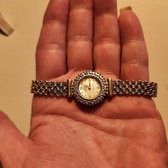 Anne Klein Vintage Gold-Tone Womens Watch With Diamond-Accented Bezel & Roman Nu - Picture 1 of 7